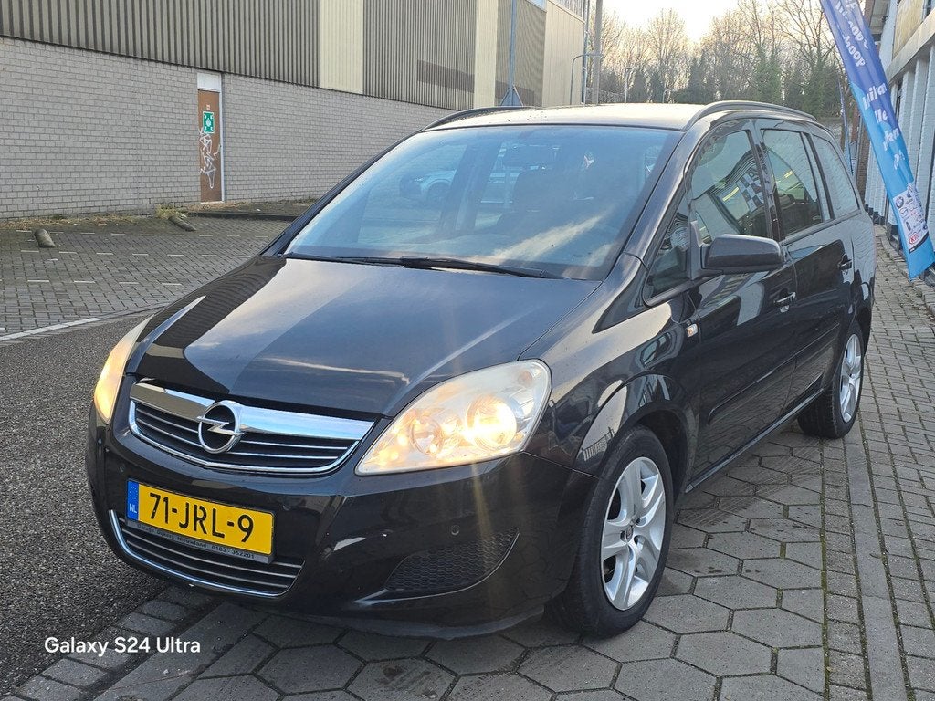 Opel Zafira 1.6 Cosmo*nette auto*7 personen*apk*airco*trekha, Auto's, Voorwielaandrijving, 15 km/l, Gebruikt, 4 cilinders