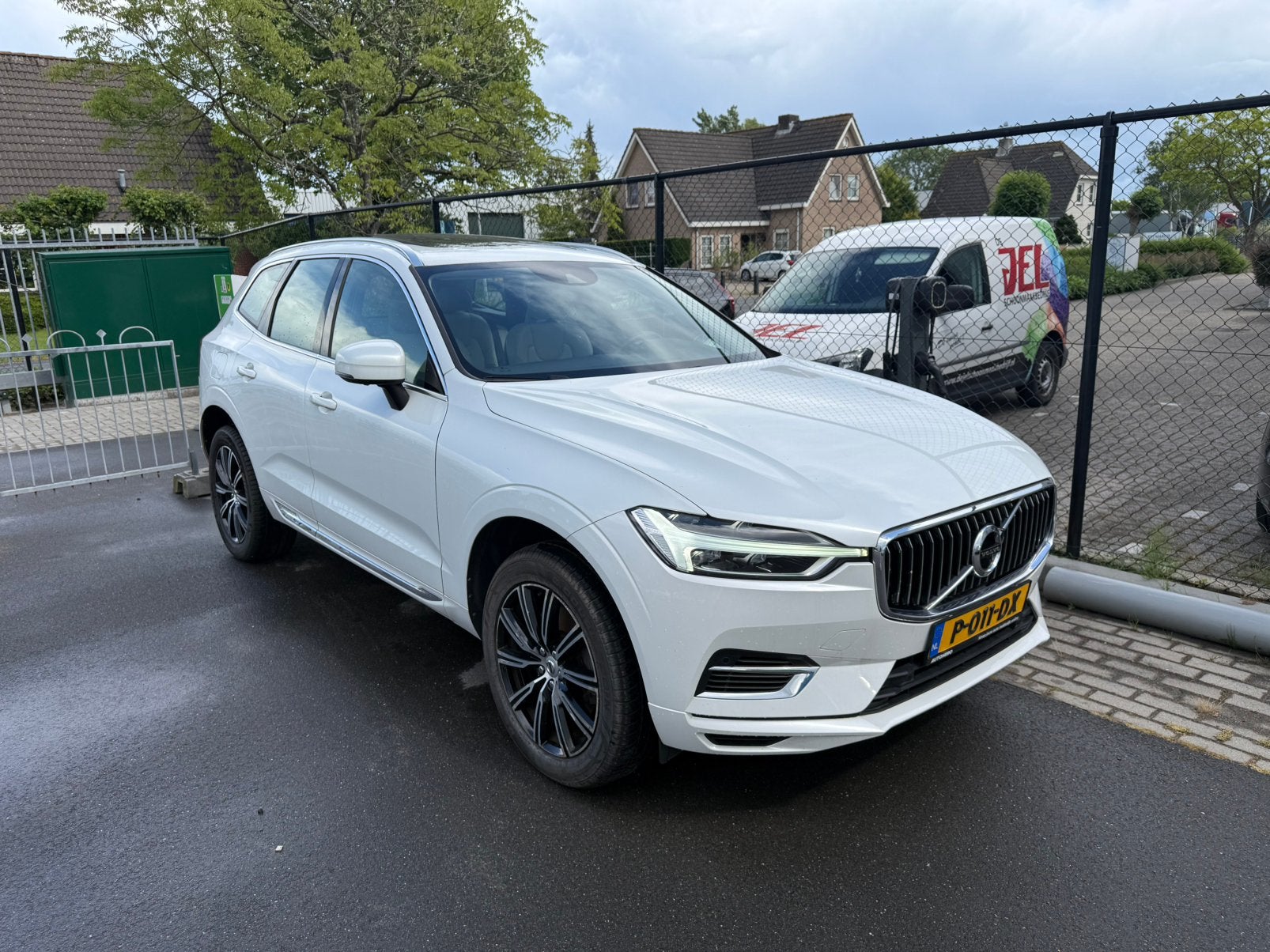 Volvo XC60 T8 Twin Engine 407pk Geartronic AWD Plug-in, Automaat, 1969 cc, 320 pk, Wit
