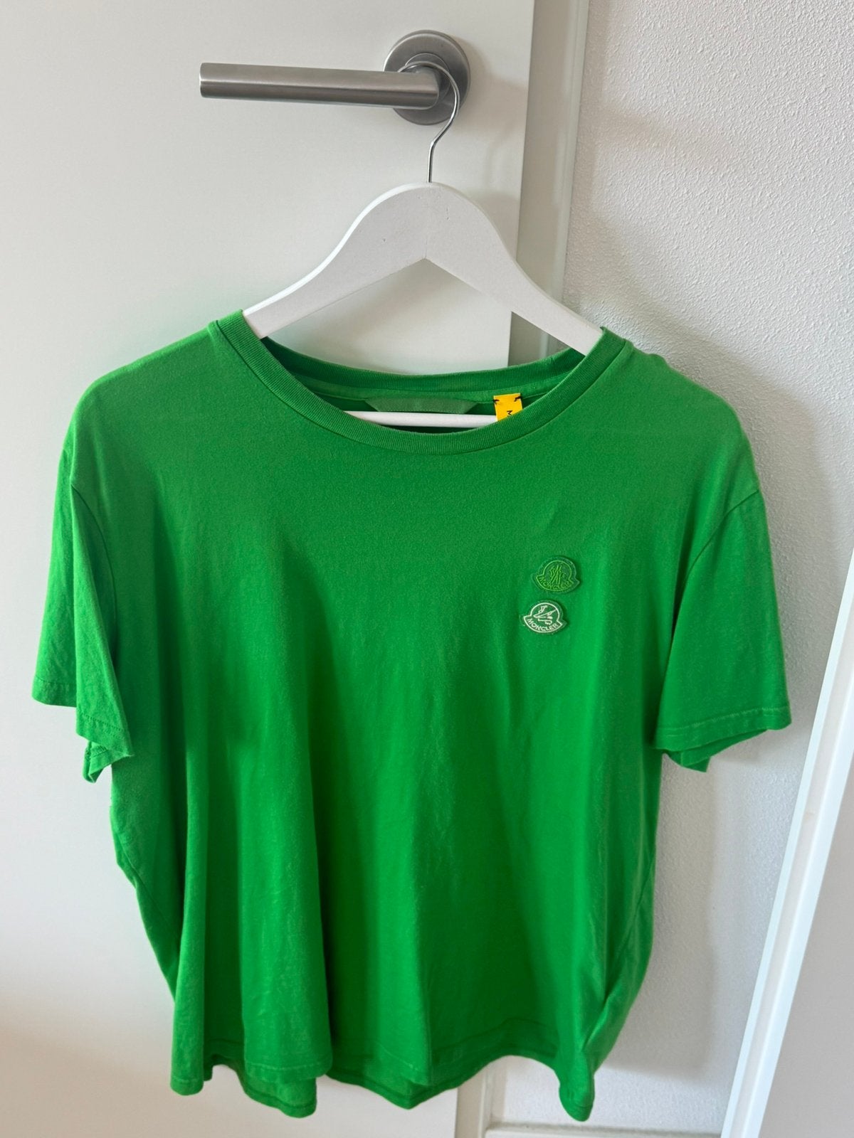 Moncler Genius T-shirt – Maat XXL – 100% origineel, Ophalen of Verzenden, Zo goed als nieuw, Overige maten, Groen