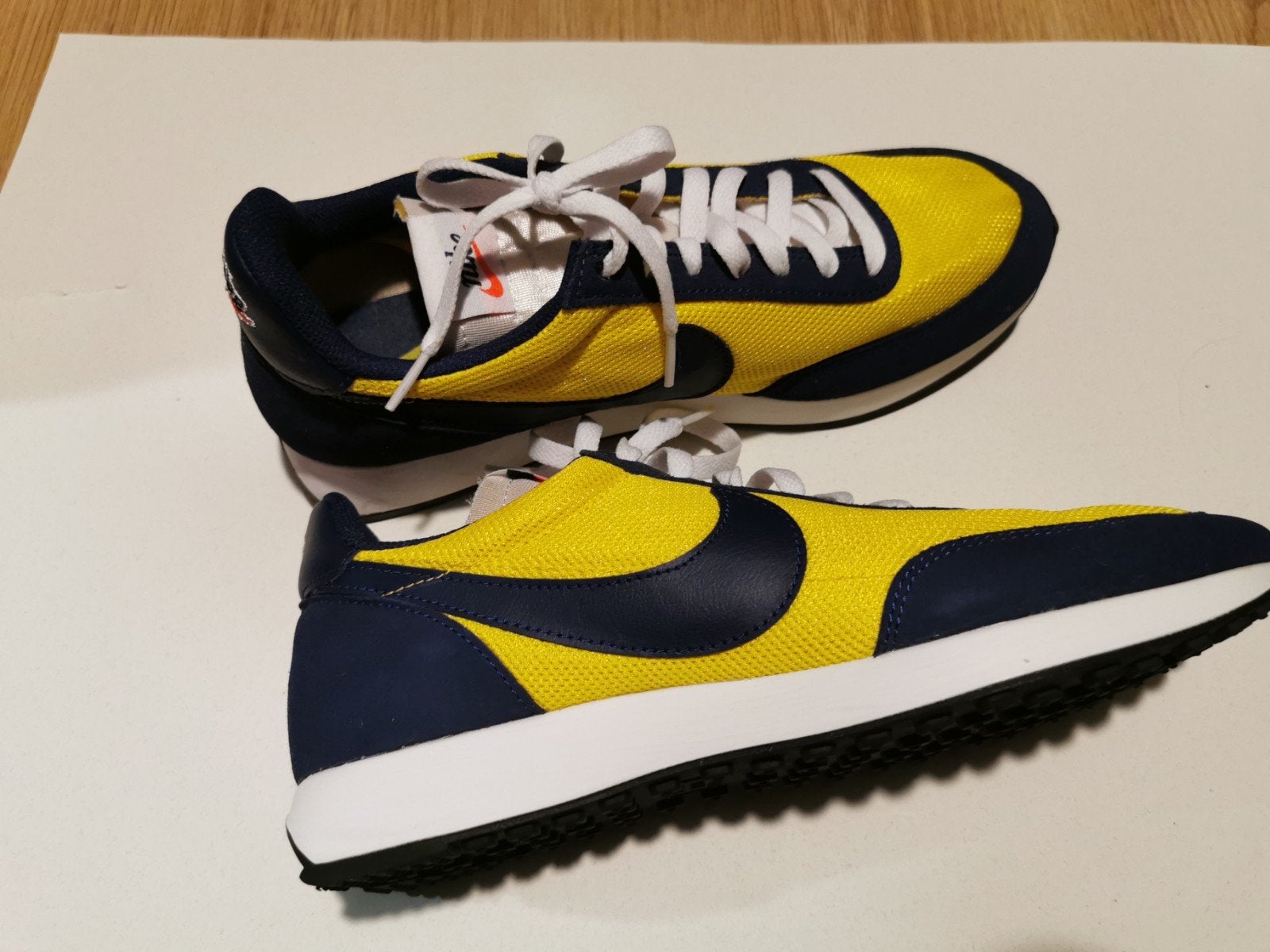 ZGAN Nike Air Tailwind 79 Sneakers Geel/Donkerblauw  (44.5), Ophalen of Verzenden, Zo goed als nieuw, Blauw