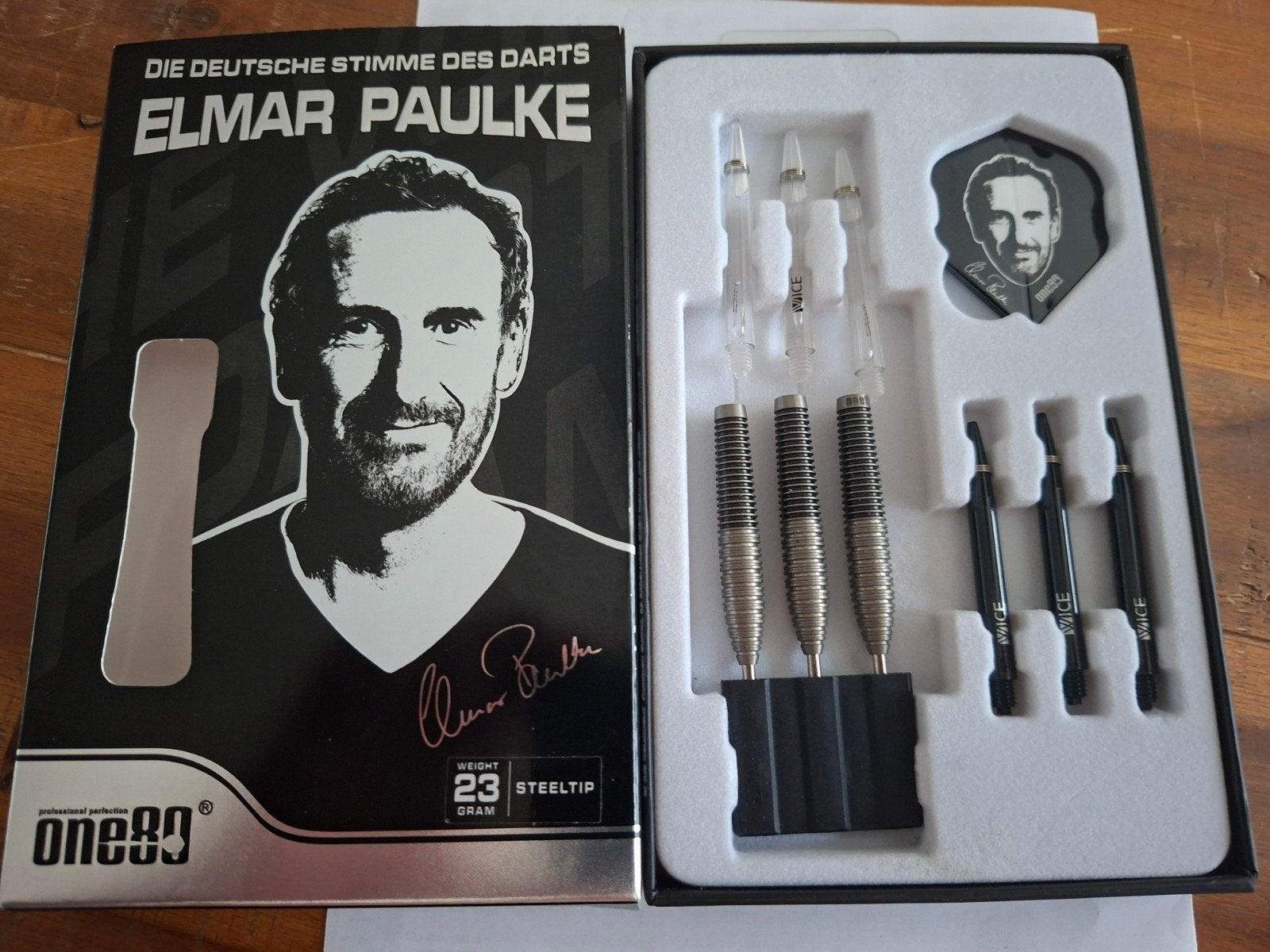 Elmar Paulke Darts Set - 23 gram Steeltip, Ophalen of Verzenden, Zo goed als nieuw, Pijlen