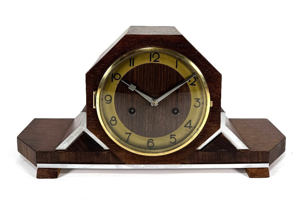1156. Art Deco pendule - eikenhout met chroom, ca. 1920–1930