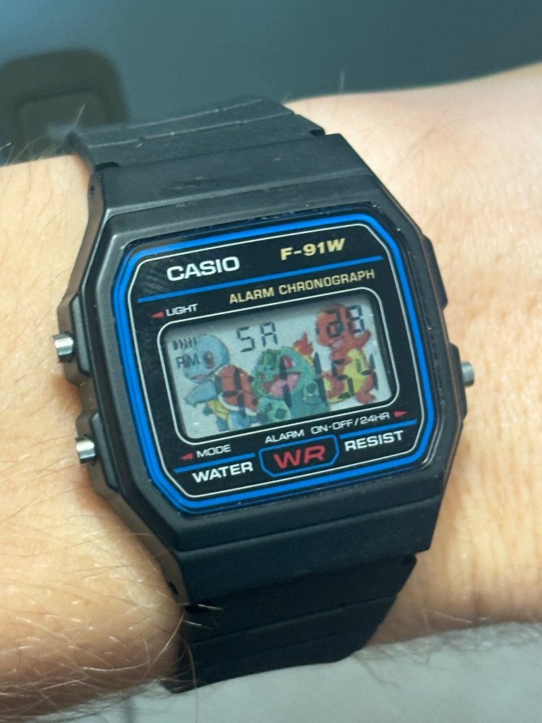 Casio F91-W - modded background - Pokémon starters kanto, Ophalen, Polshorloge, Overige materialen, Nieuw