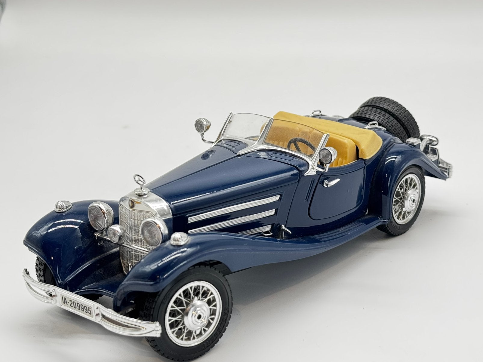 BBURAGO MERCEDES 500 K roadstar, Hobby en Vrije tijd, Modelauto's | 1:18, Auto, ., Nieuw, Ophalen of Verzenden