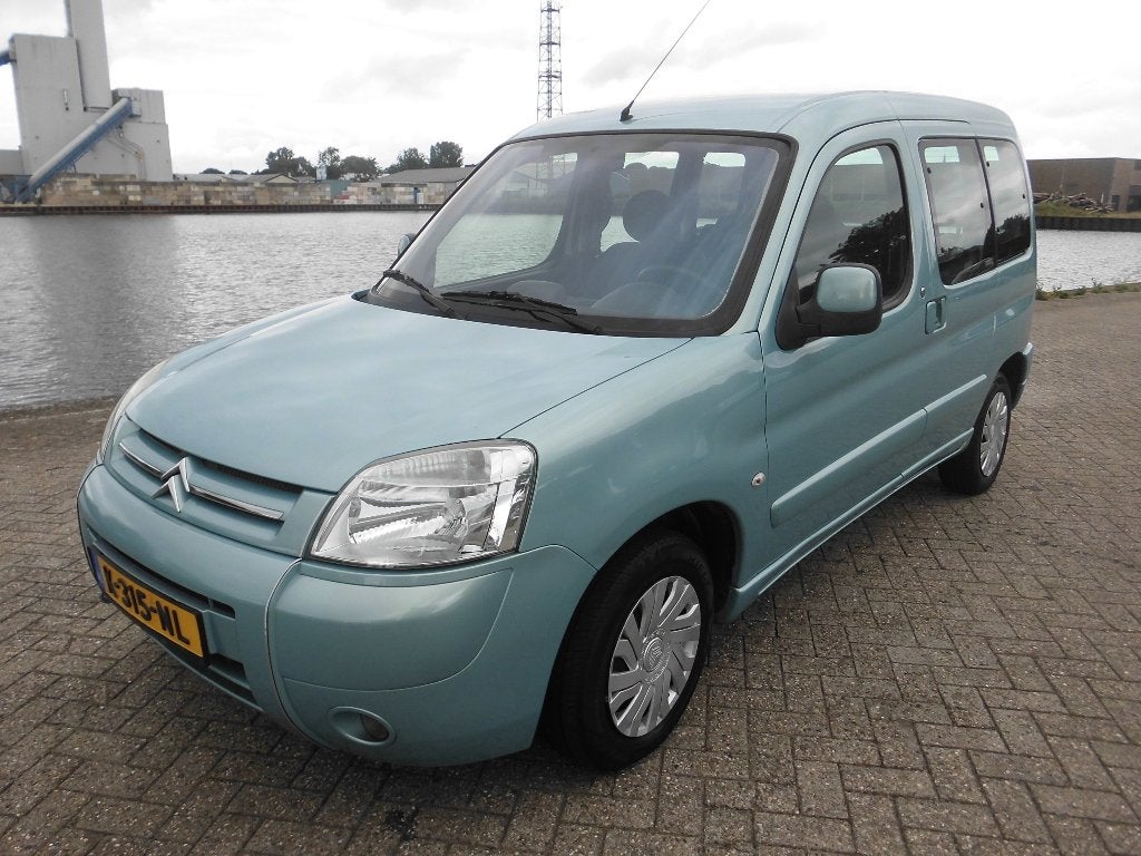 CITROEN BERLINGO 1.4 BJ 2006 AIRCO APK ,LEUKE AUTO!!!, Auto's, Citroën, Voorwielaandrijving, Euro 5, Stof, Blauw