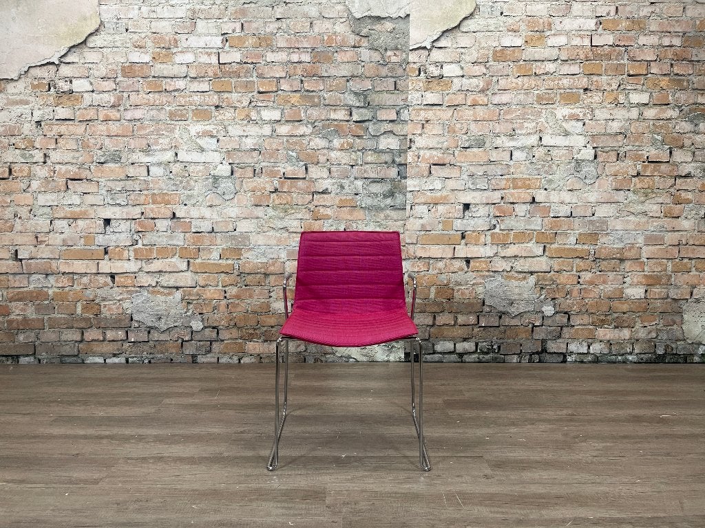 Arper Catifa 46 roze met armleuning bij TheReSales, Ophalen, Overige kleuren, Design, Zo goed als nieuw