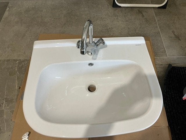 wastafel Geberit nieuwstaat, Ophalen, 50 tot 100 cm, Zo goed als nieuw, Minder dan 100 cm