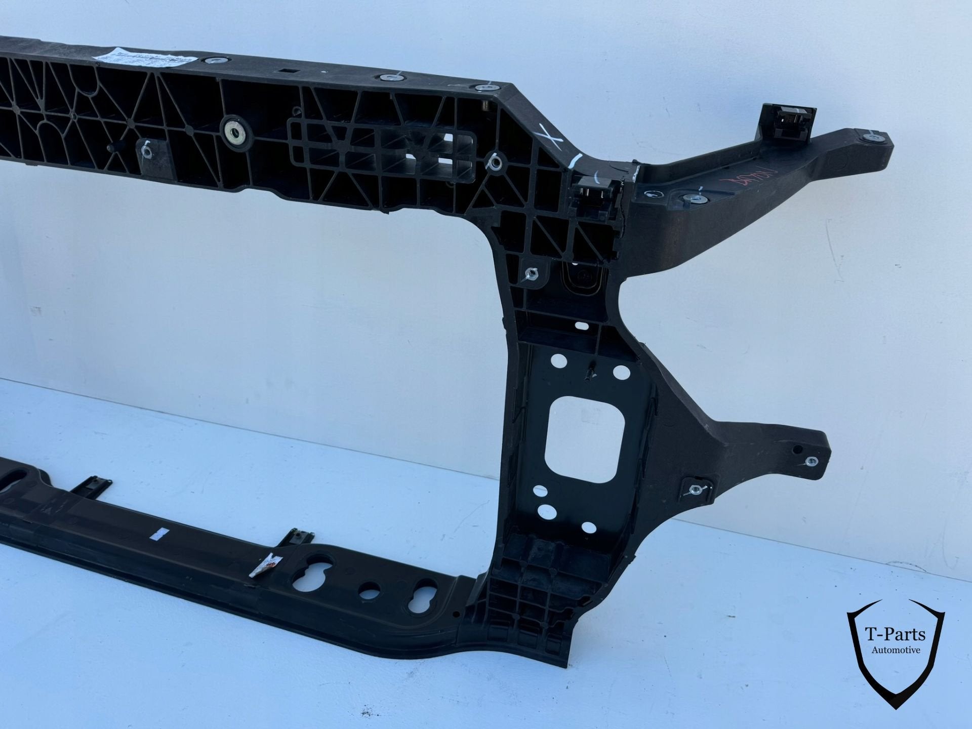 hyundai bayon voorfront front 64101Q0400 paneel, Info@fabrikant.eu, Fabrikant BV, Fabrikantstraat 1
1000 AA  Amsterdam, NL, Nieuw