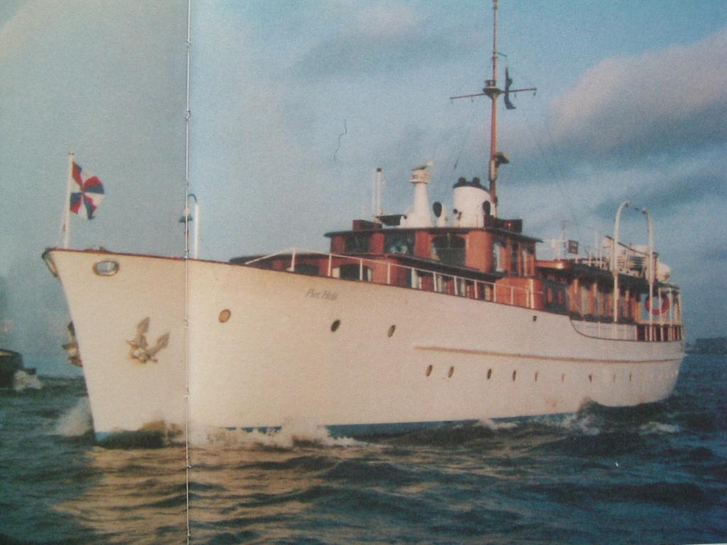 60 jaar Prinsenjacht Piet Hein., Verzamelen, Ophalen of Verzenden, Gebruikt, Motorboot, Boek of Tijdschrift