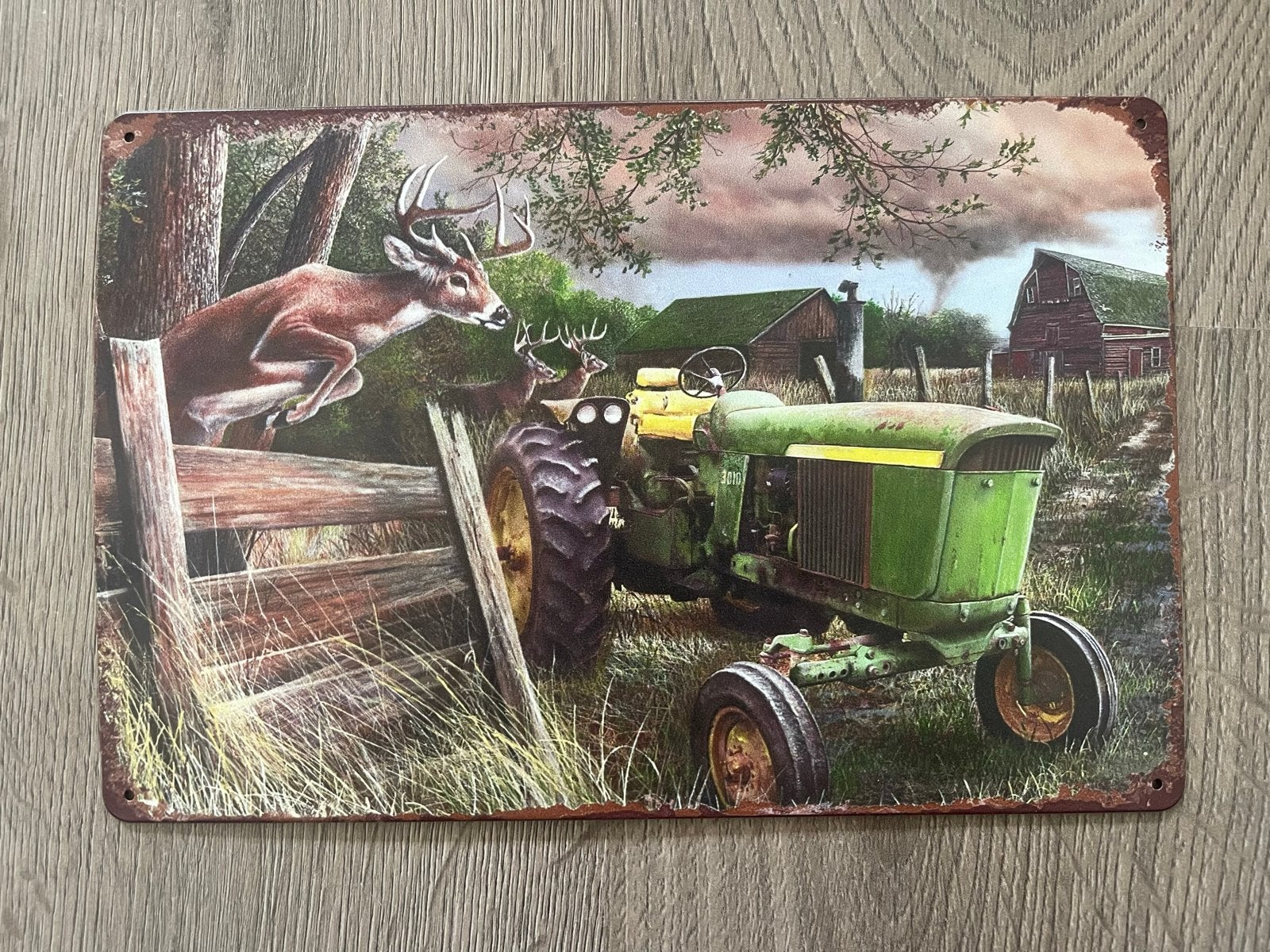 John Deere metalen bord 30x20 cm - Tractor en hert, Meerkleurig, Nieuw, Ophalen of Verzenden, Landelijk