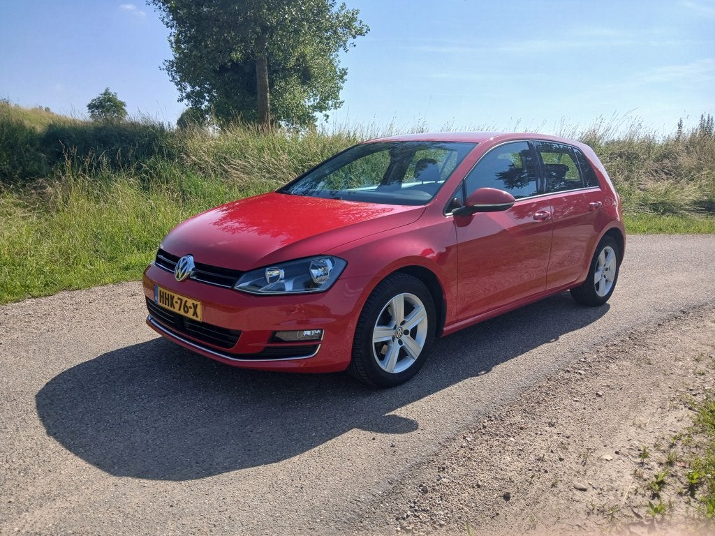 Mooie Volkswagen Golf 7, 1.2 TSI (105 PK) 5D DSG Comfortline, Euro 5, Zwart, 4 cilinders, 1151 kg