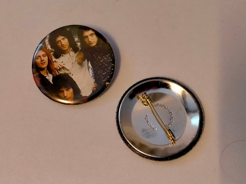 Queen Freddy Mercury vintage muziek button rock pop artiest, Verzamelen, Ophalen of Verzenden, Zo goed als nieuw, Overige onderwerpen