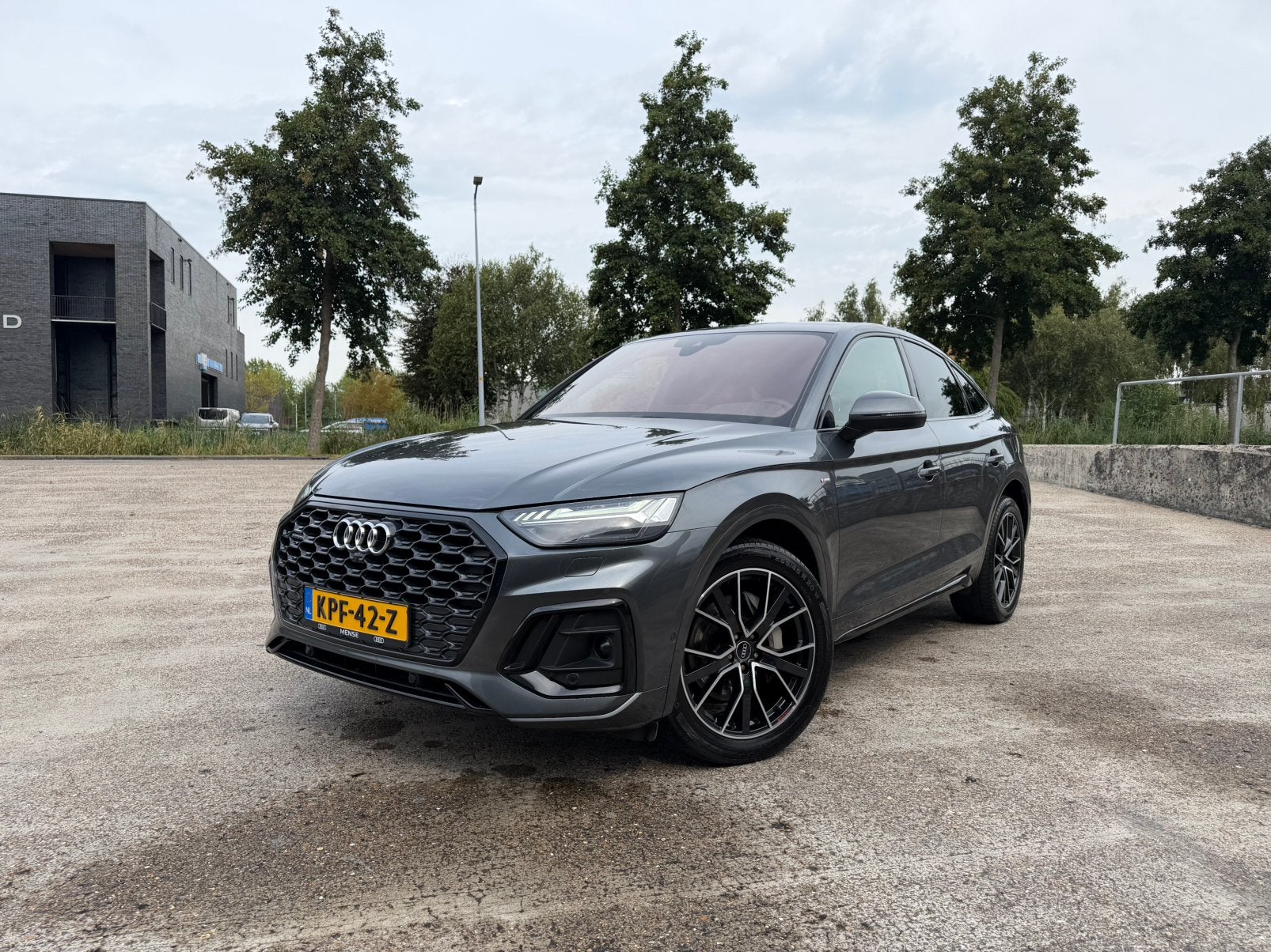 Audi Q5 Sportback 55 TFSI e quattro S edition, Auto's, Audi, Automaat, Zwart, Leder en Stof, Parkeerassistent