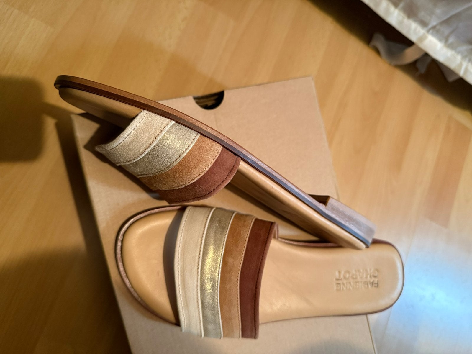 Nieuwe fabienne chapot sandalen bruin beige leer maat 42, Ophalen of Verzenden, Nieuw, Bruin, Sandalen of Muiltjes
