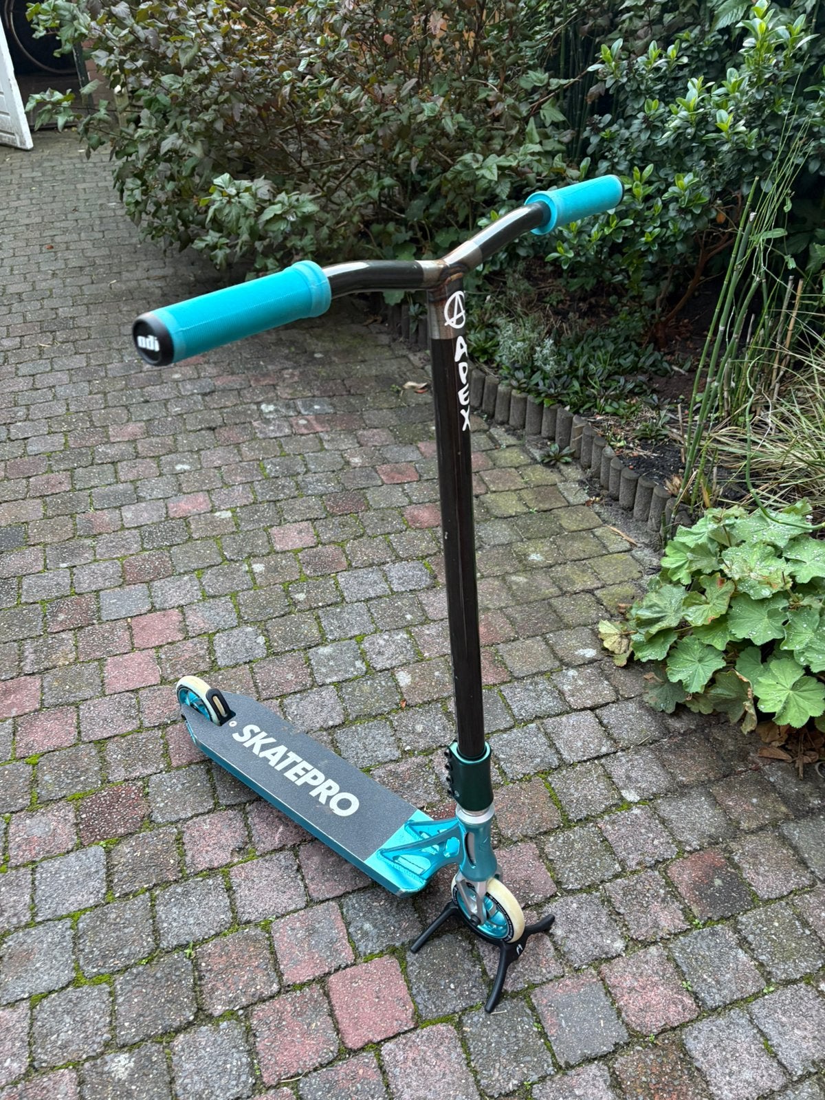 Custom stuntstep, Fietsen en Brommers, Ophalen, Zo goed als nieuw, Gewone step