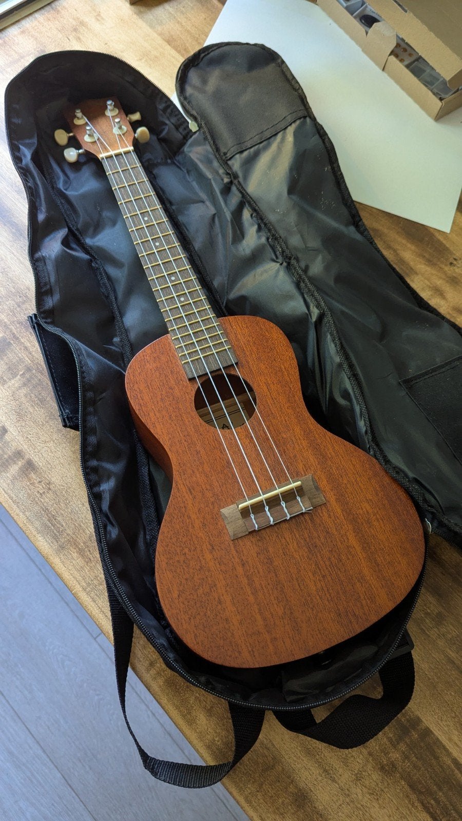 Makala MK-C Concert Ukelele met hoes, Muziek en Instrumenten, Snaarinstrumenten | Overige, Ophalen of Verzenden, Nieuw, Ukelele