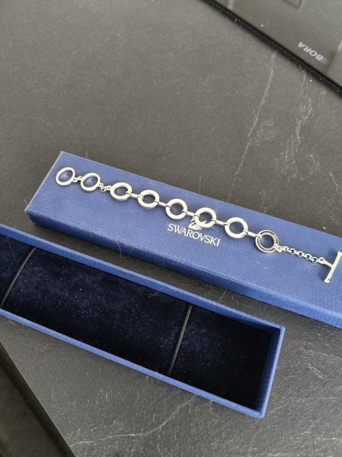 Swarovski armband met cirkels en kristallen, Met kristal, Overige materialen, Ophalen of Verzenden, Zo goed als nieuw