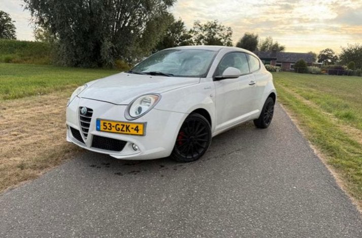 Alfa Romeo MiTo 1.4 2008 Wit, Auto's, Alfa Romeo, Voorwielaandrijving, 1055 kg, Origineel Nederlands, Bedrijf