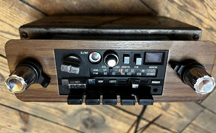 RCA Stereo Oldtimer Autoradio met CB (27mc)