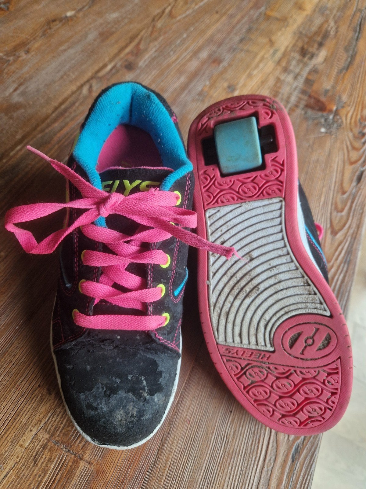 Heelys met 1 wieltje, zwart/roze - Maat 36 / 37, Ophalen of Verzenden, Gebruikt, Kinderen