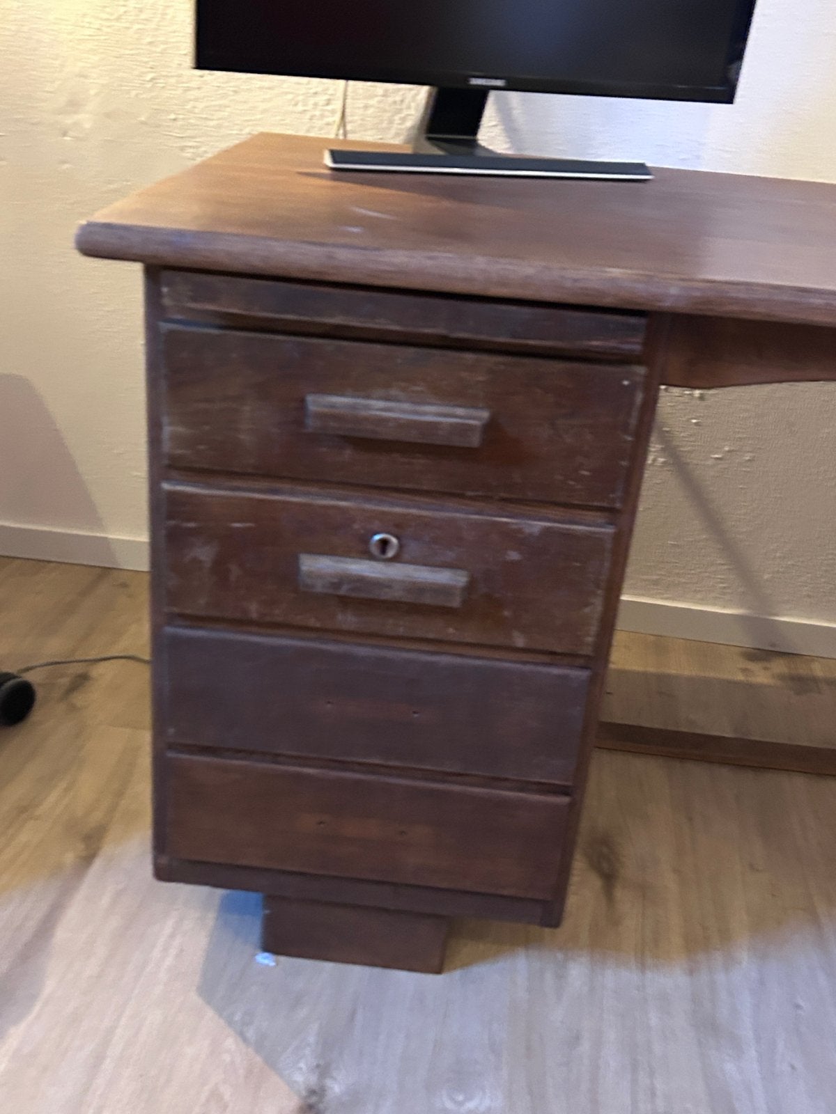 Eikenhouten bureau met stoel - 149x74x79 cm, Ophalen, Gebruikt, Bruin, Hout