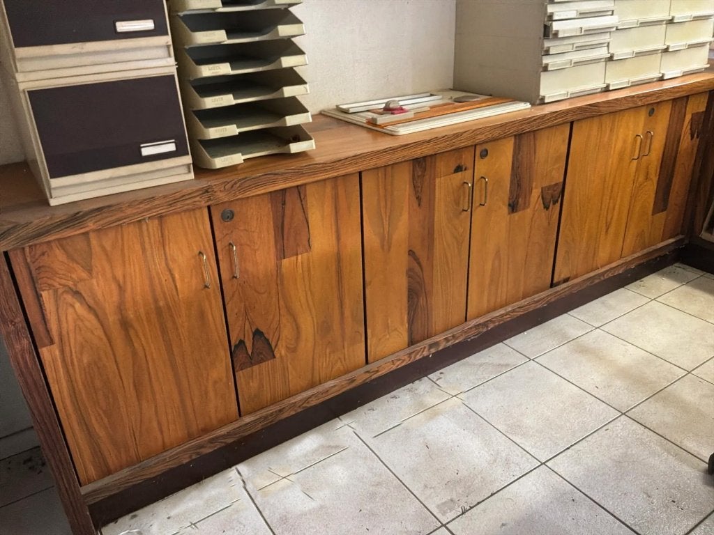 Lage palisander  wandkast, Huis en Inrichting, Kasten | Wandmeubels, Ophalen, Minder dan 100 cm, 25 tot 50 cm, 200 tot 250 cm