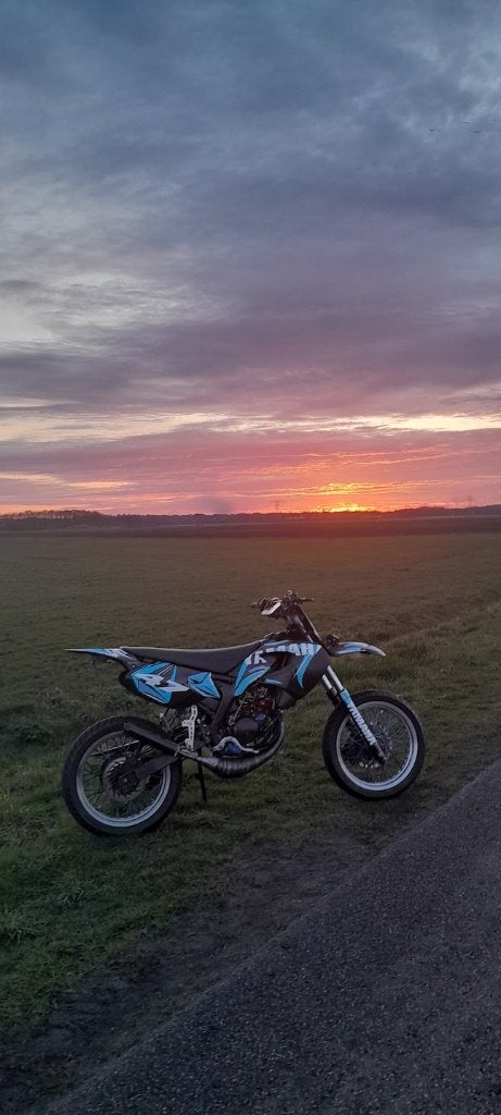 Schakelbrommer, Yamaha DT50,  MALAGUTI 68 derbi beta scooter, Fietsen en Brommers, Ophalen, 6 versnellingen, Gebruikt, Yamaha