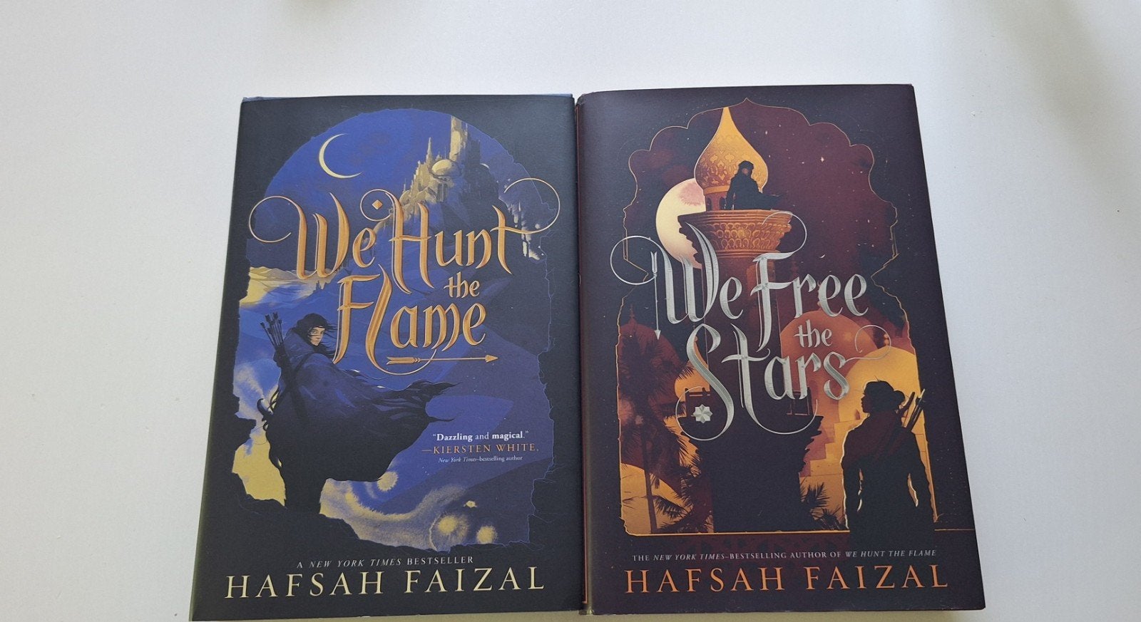 We Hunt the Flame & We Free the Stars - Hafsah Faizal, Boeken, Ophalen of Verzenden, Zo goed als nieuw, Hafsah Faizal