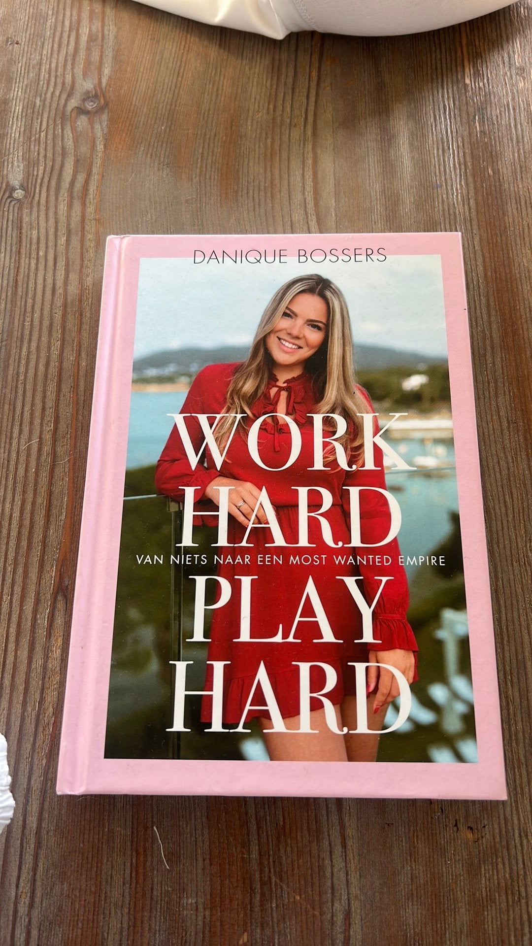 Work hard play hard, Ophalen, Zo goed als nieuw, Mode algemeen