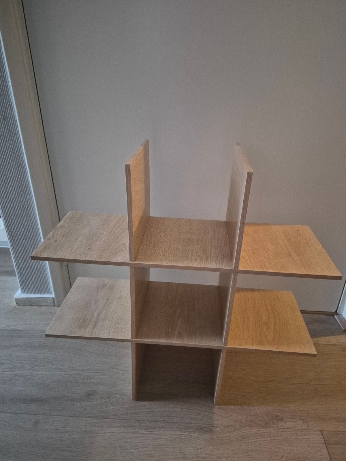 Compact houten rekje/kastje - 55x55 cm, Ophalen, Met plank(en), Gebruikt, 50 tot 100 cm