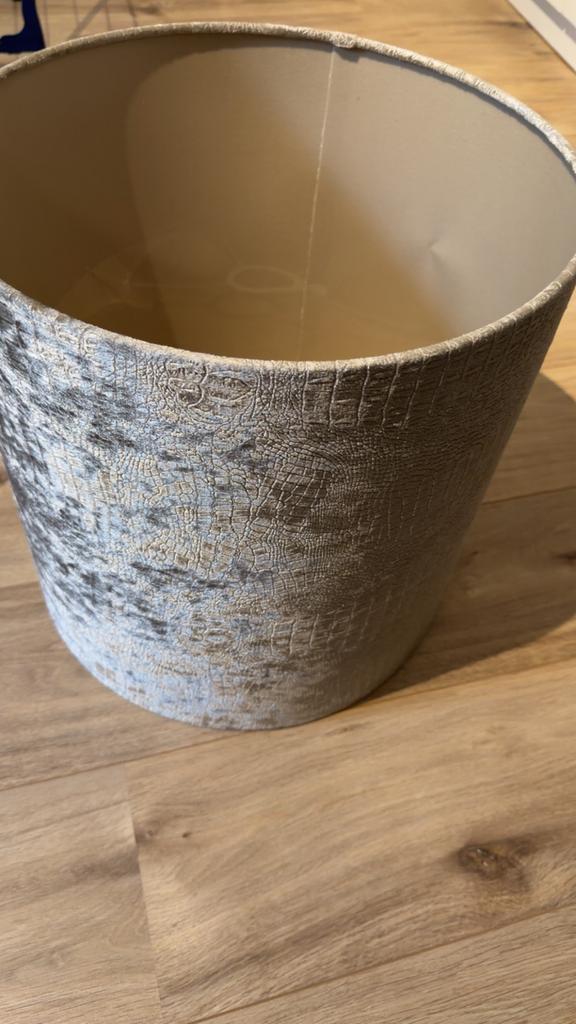 Luxe Velvet Croco Lampenkap - Taupe, Ophalen, 25 tot 50 cm, Rond, Zo goed als nieuw