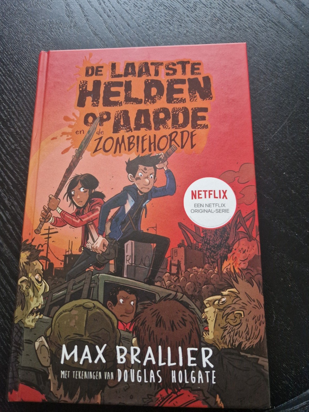 De Laatste Helden op Aarde en de Zombiehorde kinder boek, Boeken, Ophalen of Verzenden, Nieuw, Max Brallier, Fictie
