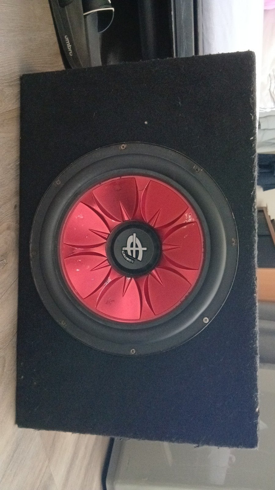 Calibur subwoofer met versterker 600watt 250RMS, Auto diversen, Autospeakers, Ophalen, Gebruikt