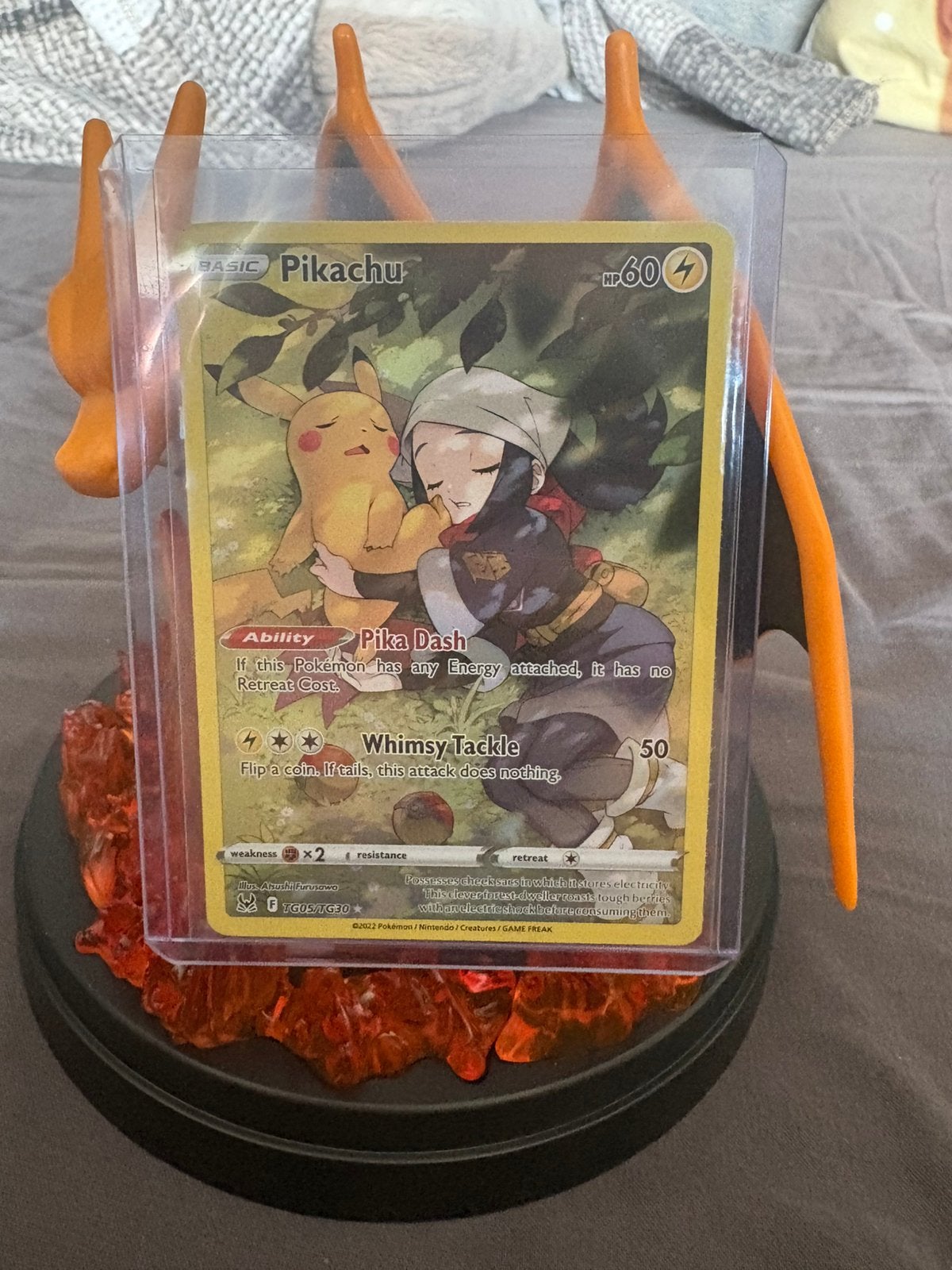 Pikachu full art TG05, Ophalen of Verzenden, Zo goed als nieuw, Losse kaart