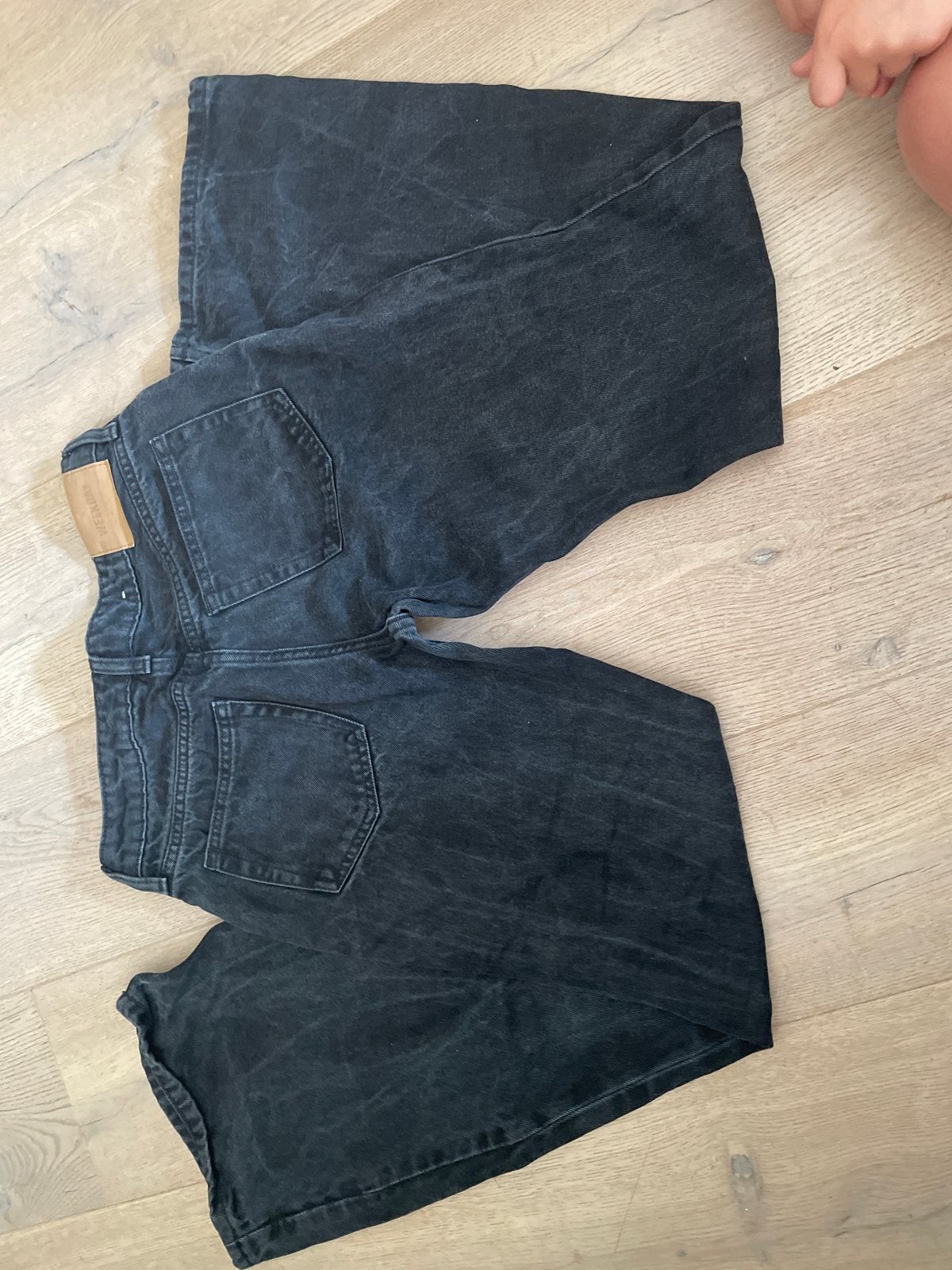 Weekday jeans 27/32, Maat 38/40 (M), Zwart, Ophalen of Verzenden, Lang