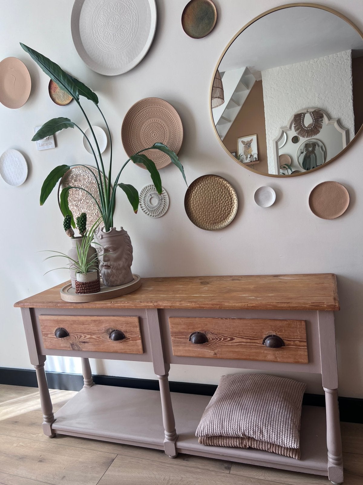Sidetable landelijk brocante stoer grenen commode kast, Ophalen, 100 tot 150 cm, Zo goed als nieuw, 25 tot 50 cm