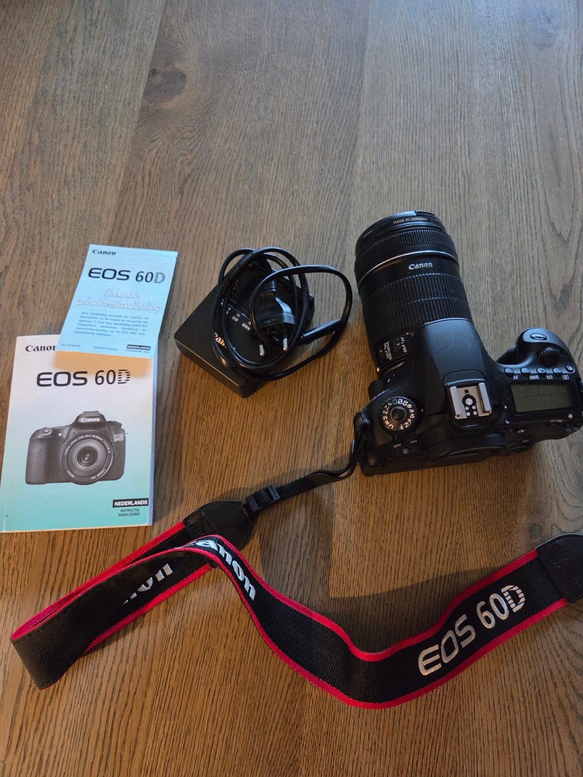 Canon EOS 60D Spiegelreflexcamera met 18-135mm lens, Audio, Tv en Foto, Fotocamera's Digitaal, Spiegelreflex, Canon, Ophalen of Verzenden