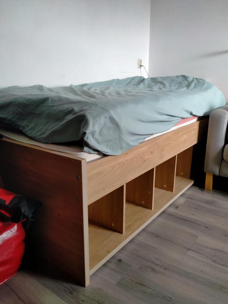 Eenpersoonsbed, Ophalen, Zo goed als nieuw, Eenpersoons