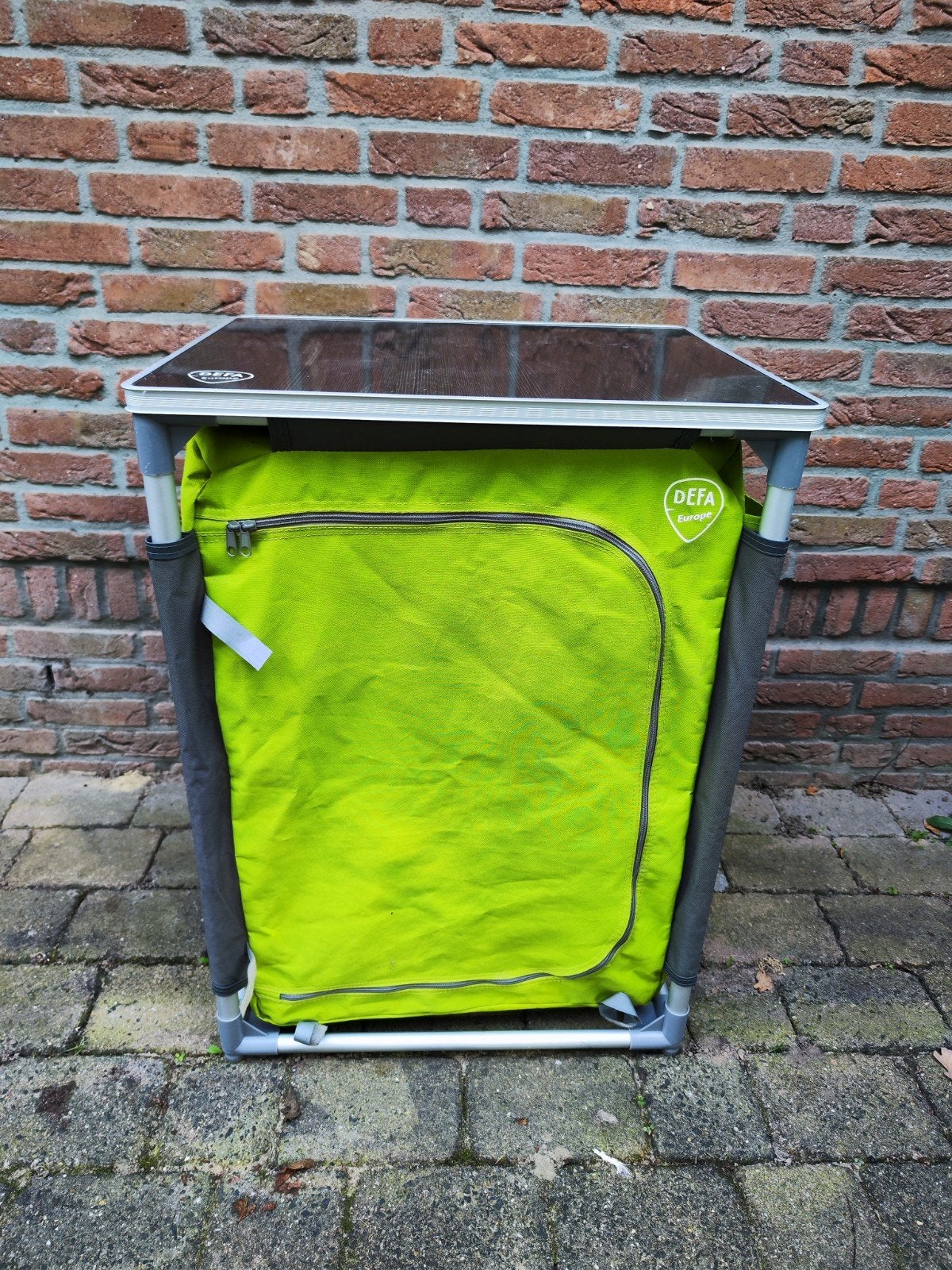 Defa Campingkast - Handig en Compact, Caravans en Kamperen, Ophalen, Gebruikt