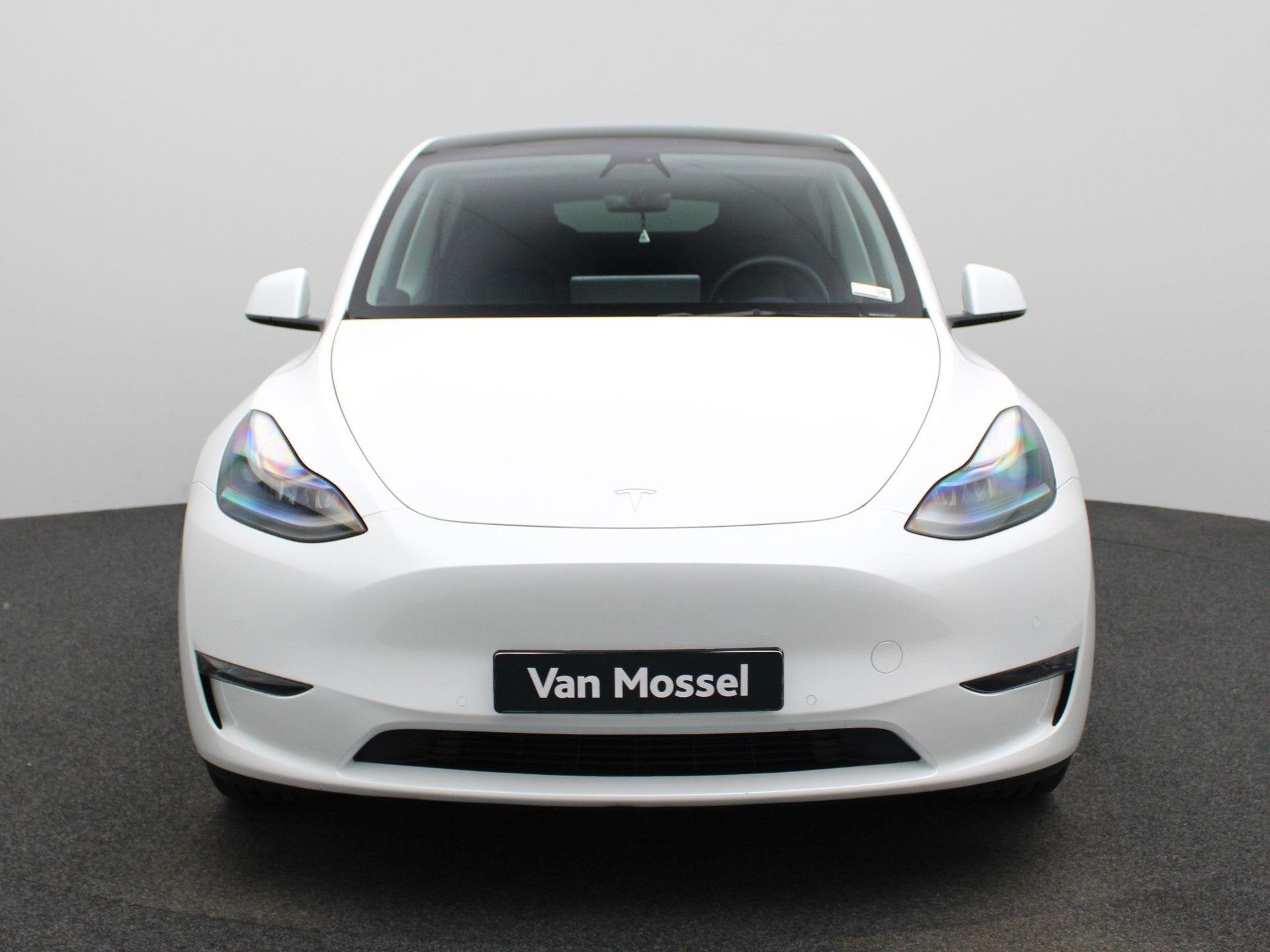 Foto 3 van Tesla Model Y Long Range AWD 75 kWh | Automaat | Stoelverwar