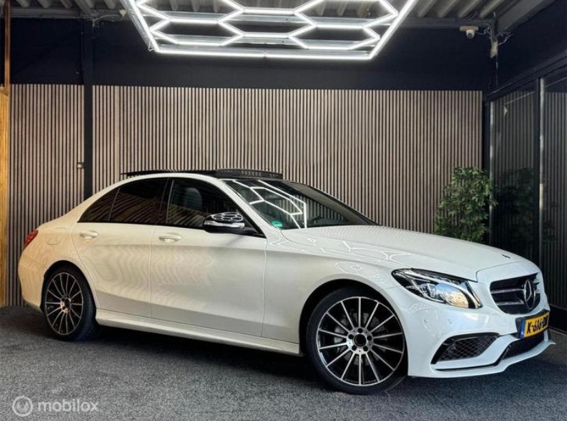 Mercedes-Benz C-Klasse C200 2.0 135KW Aut7 2014 Wit, Auto's, 1800 kg, 4 cilinders, Wit, 1365 kg