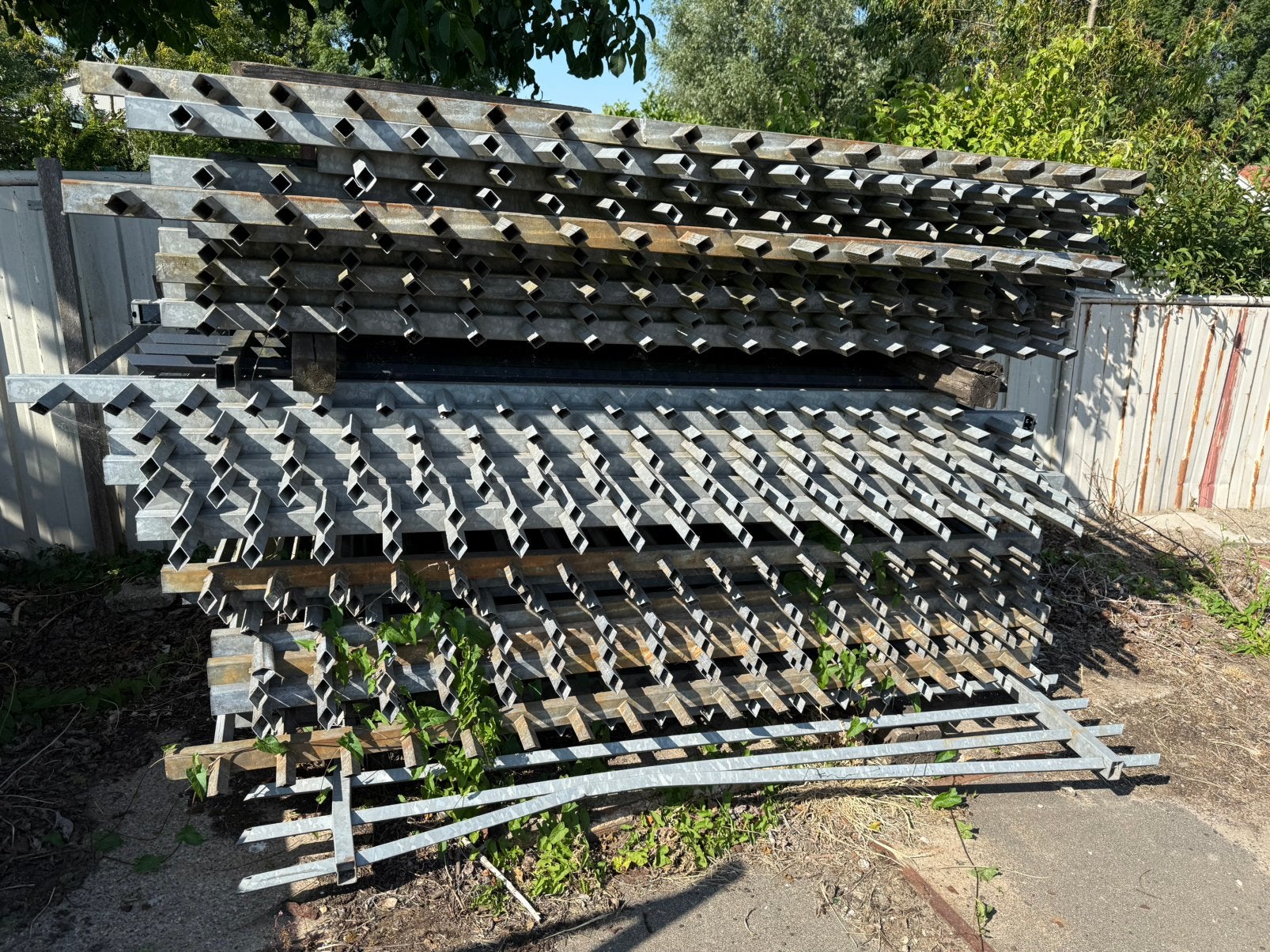 Hek - 25 stuks - 247 x 145 cm, Ophalen, Gebruikt, IJzer, Tuinhek