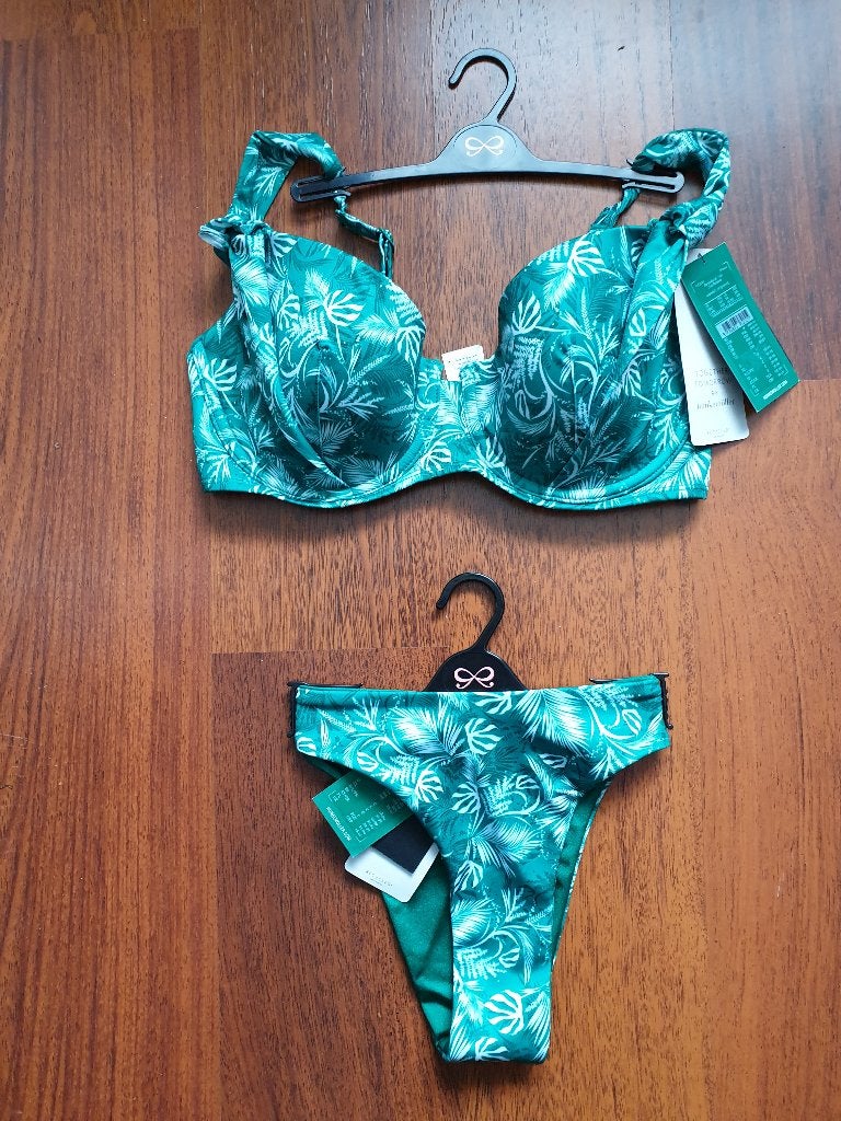 Nieuw Hunkemoller groene tropische bikini 80D + S, Nieuw, Ophalen of Verzenden, Bikini, Hunkemöller