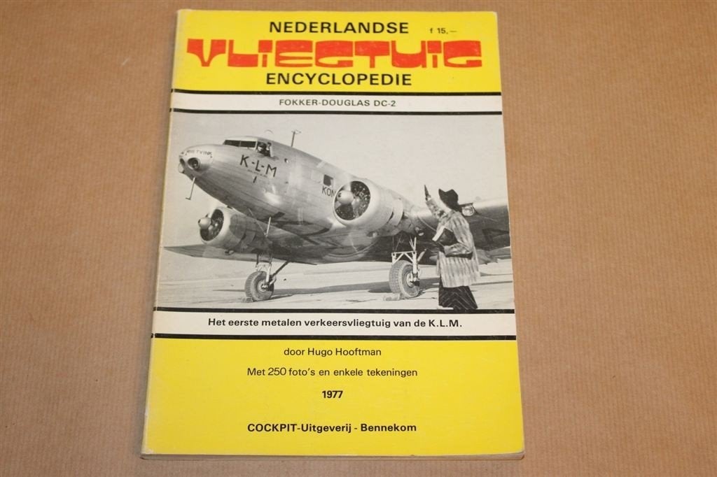 Ned. Vliegtuig Encyclopedie - Fokker-Douglas DC-2 !!, Verzamelen, Luchtvaart en Vliegtuigspotten, Ophalen of Verzenden, Zo goed als nieuw