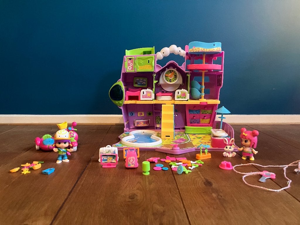 Pinypon hotel met diverse voertuigen, Ophalen of Verzenden, Gebruikt, Babypop