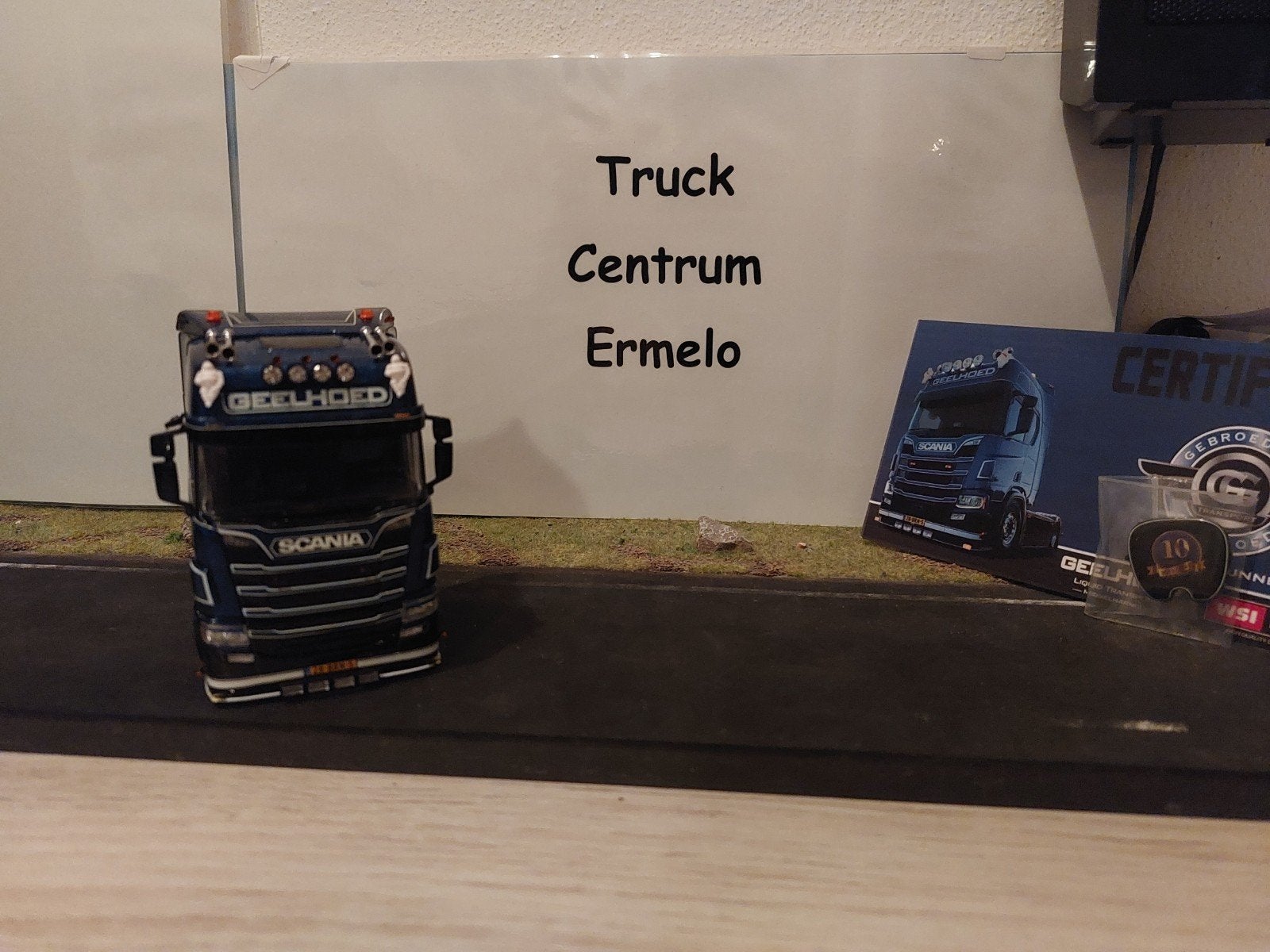 GEELHOED; SCANIA R HIGHLINE CR20H 4X2
Verzending is voor rek, Ophalen of Verzenden, Nieuw, Bus of Vrachtwagen, Wsi