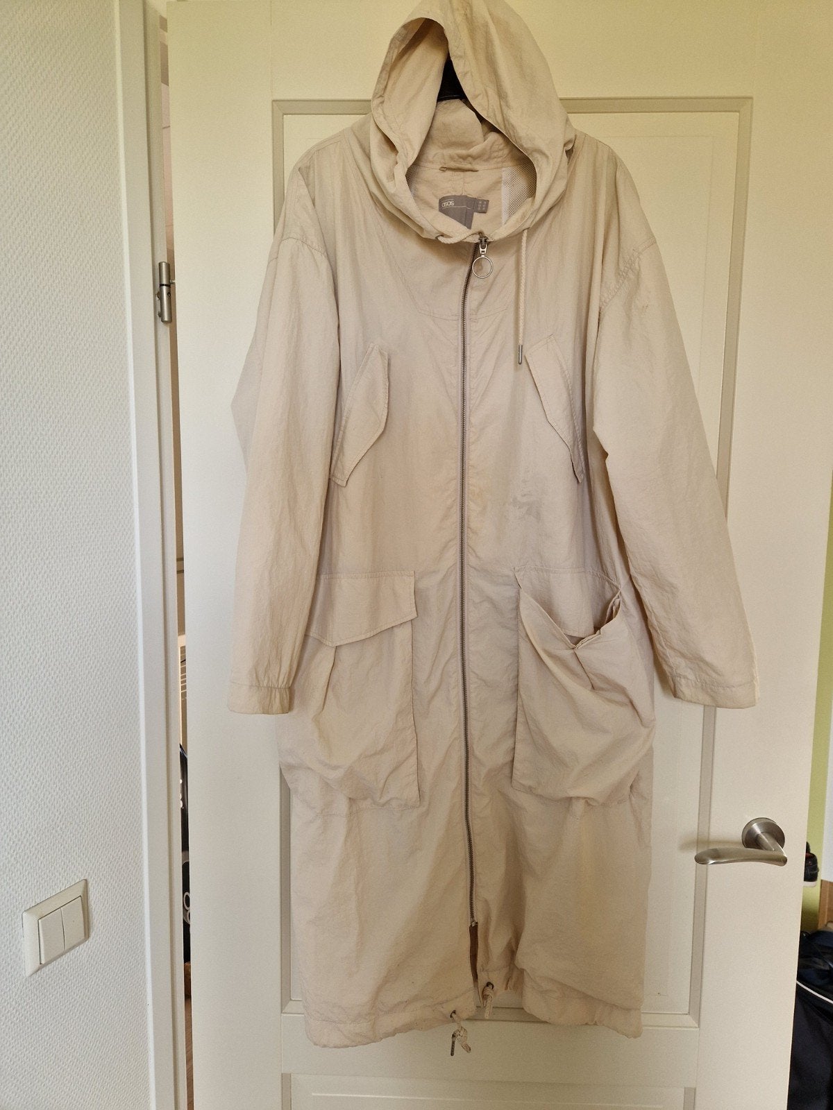 ASOS Design Lange Beige Jas met Capuchon - Maat M, Verzenden, Beige, Maat 42/44 (L), Gedragen