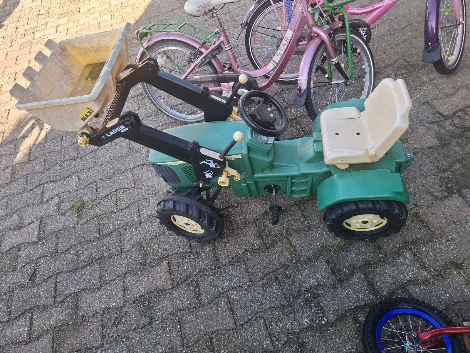Aangeboden 2 traptrekkers en skelter, Ophalen, Gebruikt, Overige merken