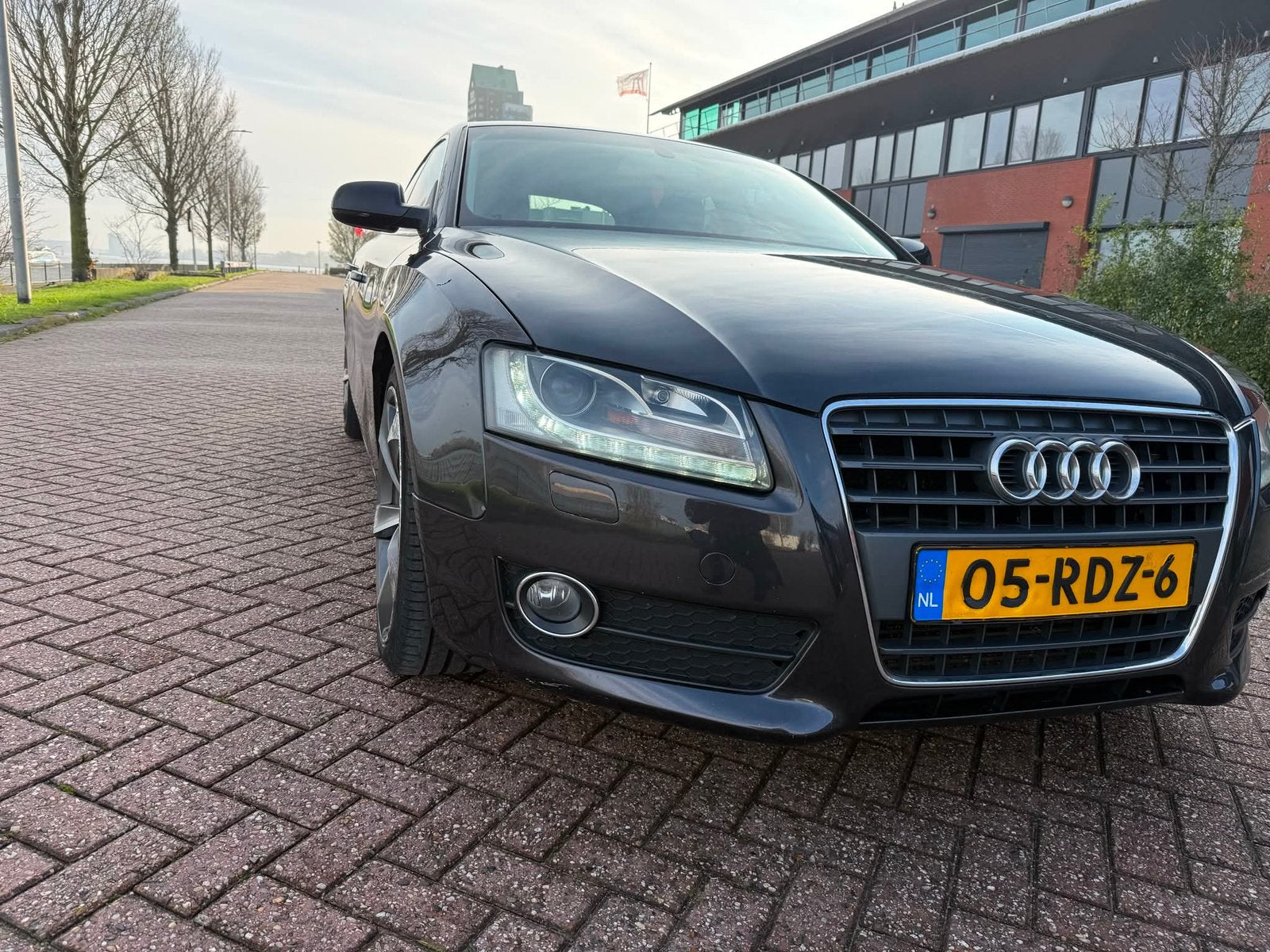Audi A5 2.0 Tfsi 132KW Sportback M-tr 2011 Grijs Automaat Cl, 4 cilinders, 1984 cc, Zilver of Grijs, 1500 kg