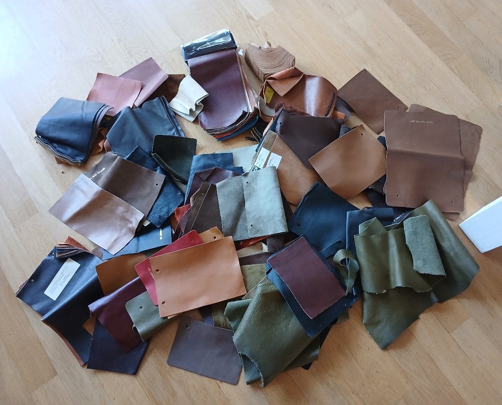 stukjes dun leer, Ophalen, Meerkleurig, Leer of Kunstleer, Zo goed als nieuw